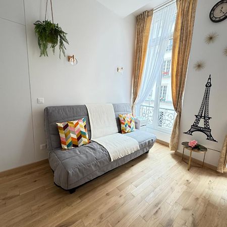 Chez Zenovia Apartment Paris Luaran gambar